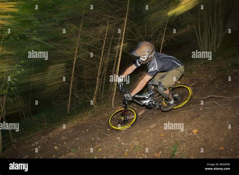 Downhill Perspective Hi Res Stock Photography And Images Alamy