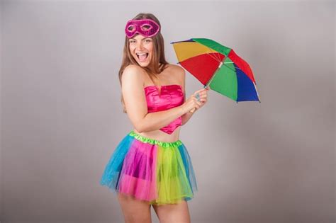 Premium Photo Brazilian Blonde Woman Dressed In Pink Carnival Clothes