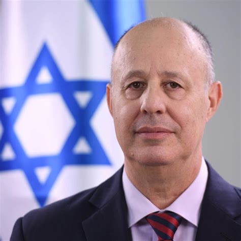 לאחר שבית המשפט היל עליו קלון לפני כחודש וחצי, הגיש חכ צחי הנגבי את התפטרותו מהכנסת. ‫לא הופתעתי מהדרך בה נוצל אתמול טקס... - Tzachi Hanegbi ...