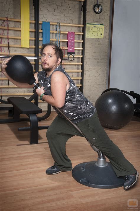 Enjoy exercising at your own pace. Tomás Pozzi en la nueva 'Gym Tony LC': Fotos - FormulaTV