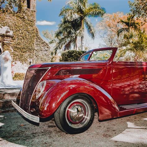 Classic Cars Unlimited | Miami FL