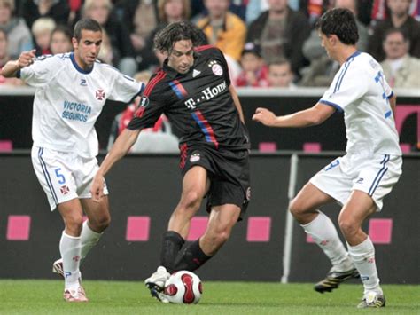 Er wurde 1919 gegründet und ist in belém, einem noblen stadtteil von lissabon, portugal, zu hause. Spielanalyse | Nur Luca Toni trifft | Bayern München - CF ...