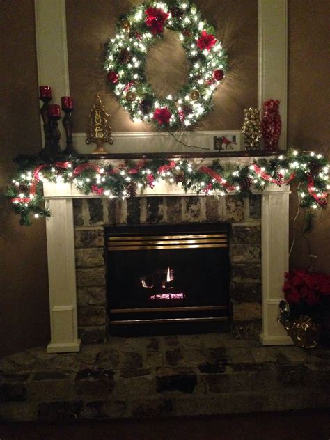 Traditional Christmas Mantle / Fireplace | Christmas mantle, Christmas mantle decor, Christmas ...