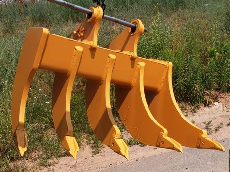 Multi Ripper Rake From Leading Edge Attachments Inc Design Leader Of