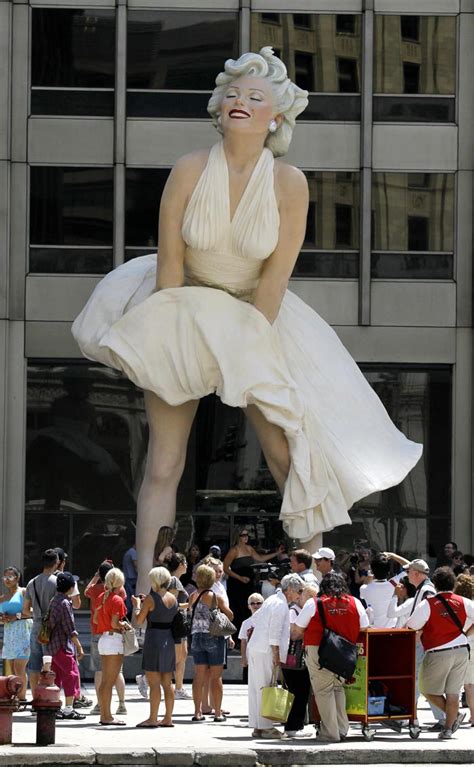 Marilyn Monroes Risqué Statue Unveiled