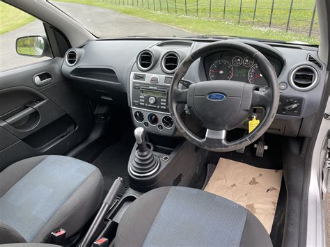 Ford Fiesta 125 Zetec Climate Hatchback 3dr Petrol Manual 142 Gkm