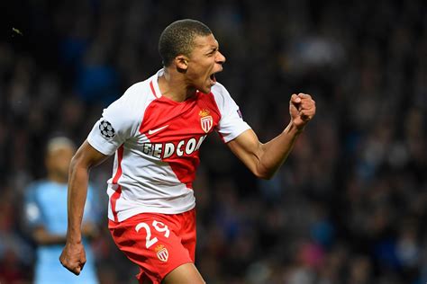 Kylian mbappe begin psg turnaround against real madrid with a goal. Transfer news and rumours: Real Madrid to beat Arsenal to ...