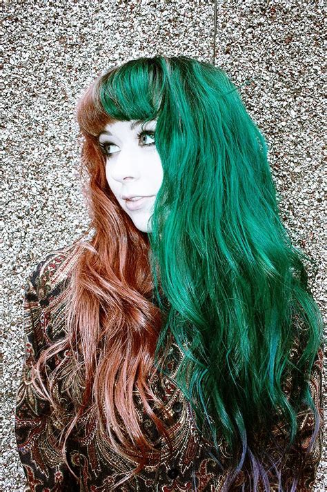 Pin By Fashion Style Beauty On Colorful Hair Two Toned Hair Split