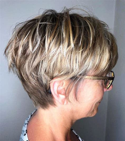 10 Layered Haircuts For Over 60 Short Hairstyle Trend Vrogue Co