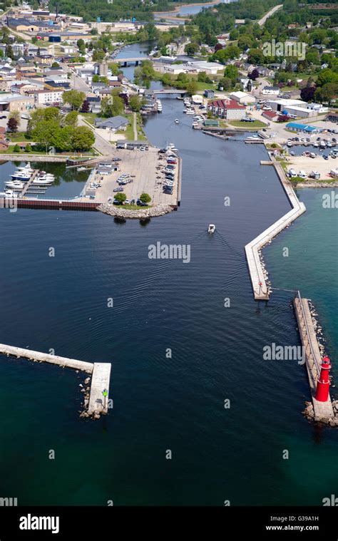 Algoma Port Hi Res Stock Photography And Images Alamy