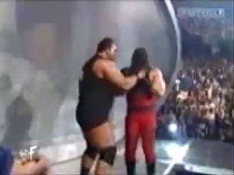 Big Show Chokeslams Kane Through Stage Youtube