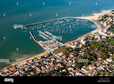 Jard Sur Mer Hi Res Stock Photography And Images Alamy
