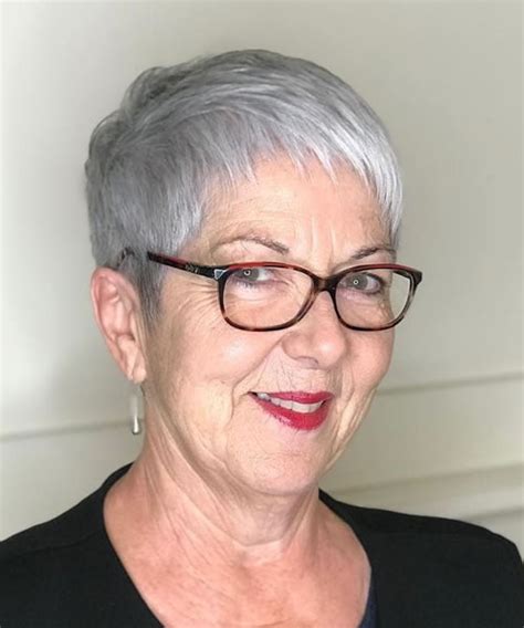 This can be seen clearly through the example of shorter hairstyles. Short hairstyles for women over 50 with glasses in 2021 ...