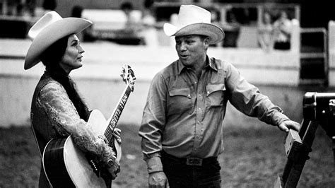 The Story Behind Loretta Lynns Rodeo Extravaganza Of 1969