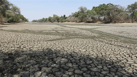 How Mismanagement Is Making The 2019 Drought In Africa Worse — Quartz