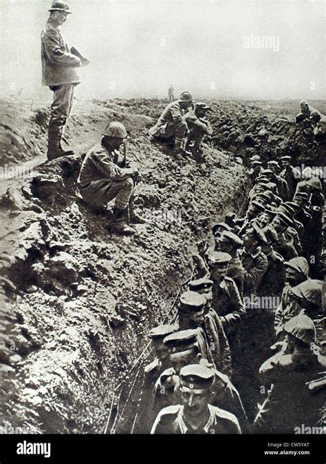 Germans Taken Prisoner In The Battle Of The Somme 1916 Stock Photo Alamy