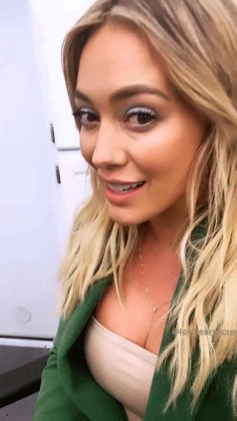 Hilary Duff Sexy Cleavage Hot Celebs Home