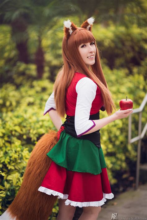 spice and wolf cosplay by siashicat on deviantart
