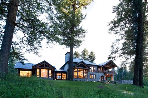 Gorgeous Mountain Rustic Home With Idyllic Waterfront Views In Montana