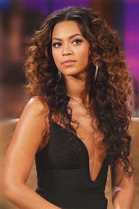 Beyonce Long Curly Lace Front Synthetic Hair Wig 22 Inches Long Hair