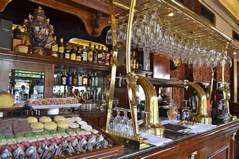 Gambar Contoh Gambar Desain Interior Exterior Coffee Shop Bisnis Borneo