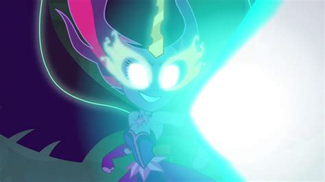 Image Midnight Sparkle Emits A Magical Attack Eg3png My Little