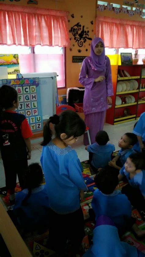 Semestinya supaya anak mendapat ilmu yang bermanfaat dengan membaca. KEMAS IPOH BARAT: KEPERLUAN PENDIDIKAN AWAL KANAK-KANAK