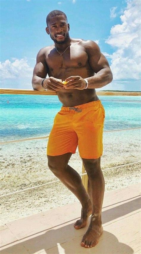 Pin By Eric Rhiordan On Pctd Hot Black Guys Black Dude Gorgeous Men