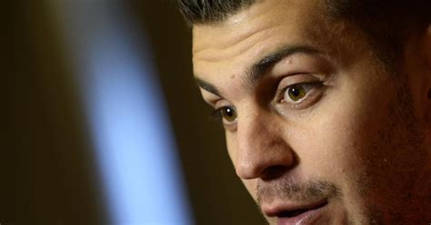 Bei den siegern spielte julian baumgartlinger durch, aleksandar dragovic musste bereits in der 8. Bänderriss: Dragovic hat sich erneut verletzt | kurier.at