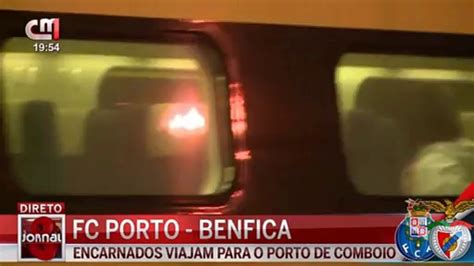 Apresentadora da cmtv protagonizou o mais recente desafio das redes sociais, ao som de 'que tiro foi esse?!'. Fail: Jornalista da CMTV diz que o comboio "do Benfica" é ...