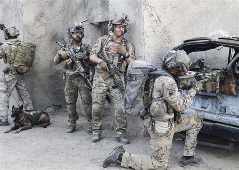 Seal team 4x15 the scene with the helicopter and the rescue of a colleague. SEAL TEAM Season 1 Episode 12 Photos The Upside Down | SEAT42F