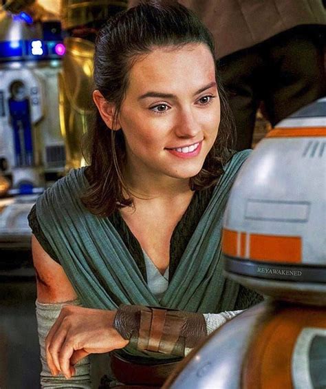 1130 Likes 2 Comments Daisy Ridley Missdaisyridley On Instagram “with Bb 8 Starwars