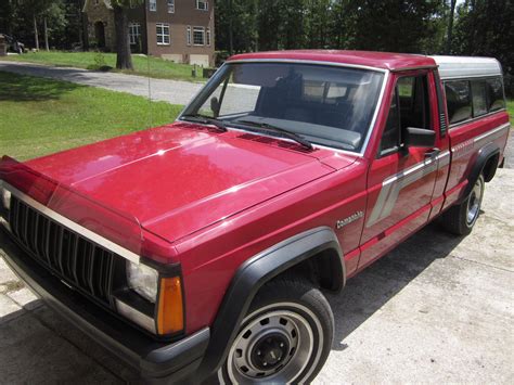 Nice 1988 Jeep Comanche Sport Pickup 2wd 4 Speed Manual Very Low Miles