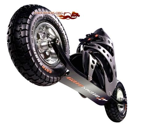 The roller ski market has been extended with specific roller ski poles and especially regarding weight and materials, great learn from this video how to exchange the tips of your roller ski pole roller ski tout terrain