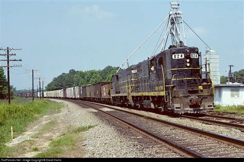 Scl 824 Seaboard Coast Line Emd Gp7 At Charleston South Carolina By