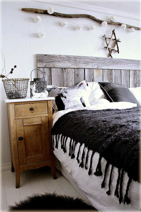 The pendleton blankets really pull the rustic. 50 Rustic Bedroom Decorating Ideas - Decoholic