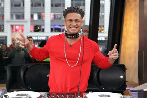Heres Why Pauly D Was The First Jersey Shore Cast Member To Get A Spinoff