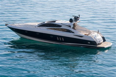 Sunseeker are world leaders in luxury performance motor yachts. Glorious Yacht for Sale | 75 Sunseeker Yachts Split ...
