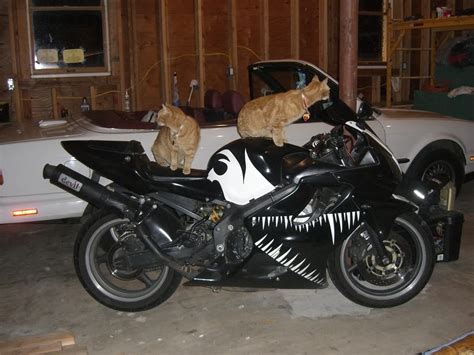 This one is a honda f4i cbr 600. 2002 F4i Stunt Bike Build - CBR Forum - Enthusiast forums ...