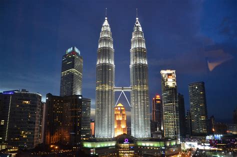 7 Famous Architectural Landmarks In Kuala Lumpur You Should Visit