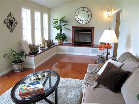 Decorating A Long Narrow Living Room Spaces Streamlined Home Staging