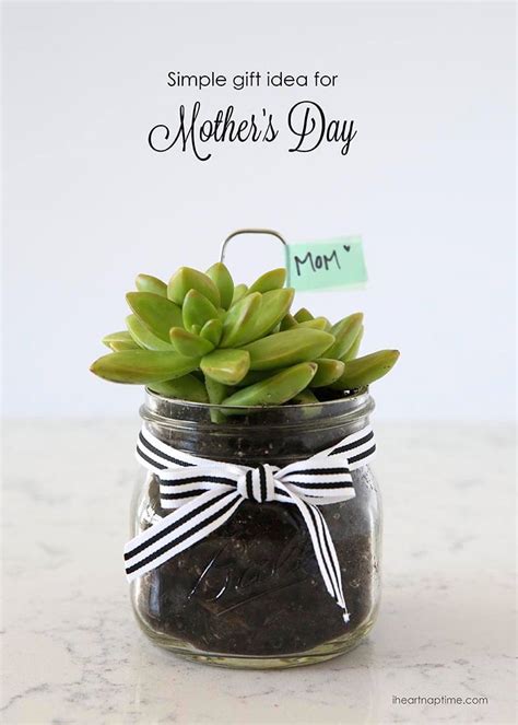 Does your mom have a signature dish that you think she cooks better than anyone else in the world? Mother's Day Gift Ideas