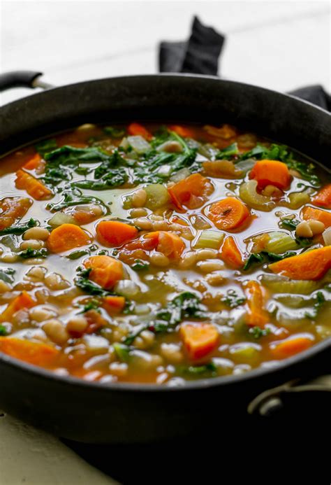 Easy White Bean And Kale Soup Flora And Vino