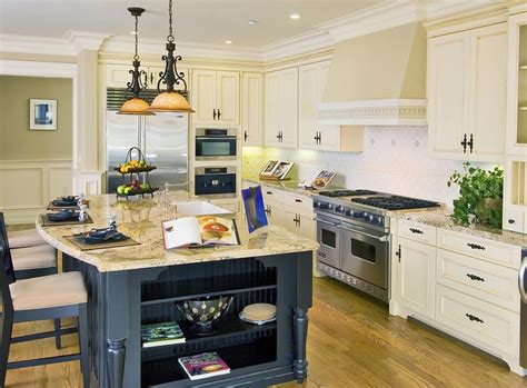 This kitchen remodeling tips will try to guide you through the steps of kitchen remodeling and explain you what you should and shouldn't do when you decide to remodel your kitchen. Kitchen Remodeling Tips from the Experts: Choosing the ...