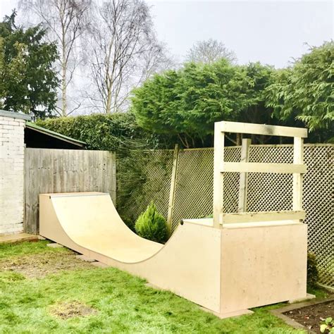 3ft high x 4ft wide half pipe a1 skate ramps