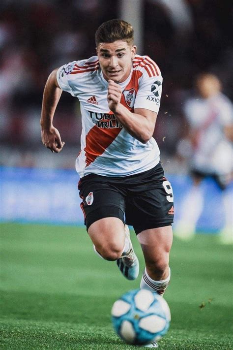 Franco armani, gonzalo montiel, and julian alvarez became champions as members of argentina's national team in the historic final against brazil, at the maracanã. Julián Álvarez River plate | Club atlético river plate ...