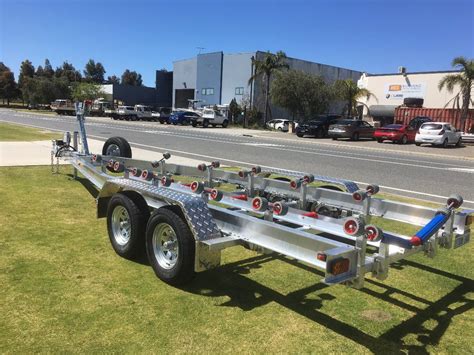 Used Tandem Axle Aluminium Boat Trailer With Wobble Roller Set Up For
