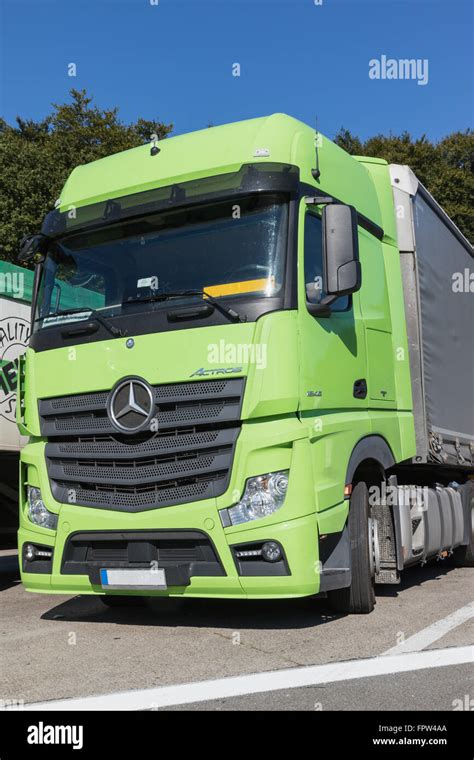 The Mercedes Benz Actros Is A Heavy Duty Truck Introduced By Mercedes