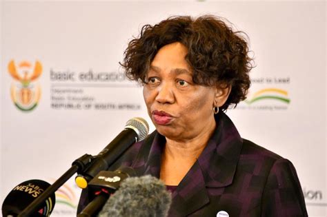 Basic education minister angie motshekga is meeting top achievers of the 2019 matric exams this morning in midrand north of. Delayed school reopening threaten academic year: Motshekga