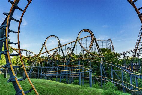 Kings Island Ohio Vortex Roller Coaster Photograph By Dave Morgan Pixels